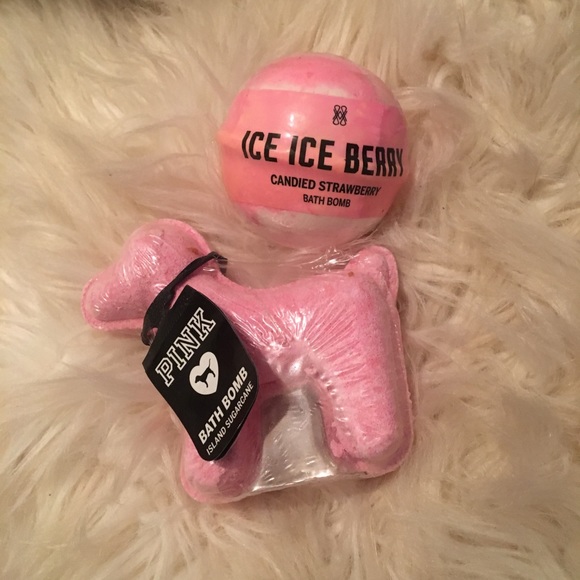 PINK Victoria's Secret Other - PINK BATHBOMBS 🐶 PINK Victoria's Secret Other - PINK BATHBOMBS 🐶